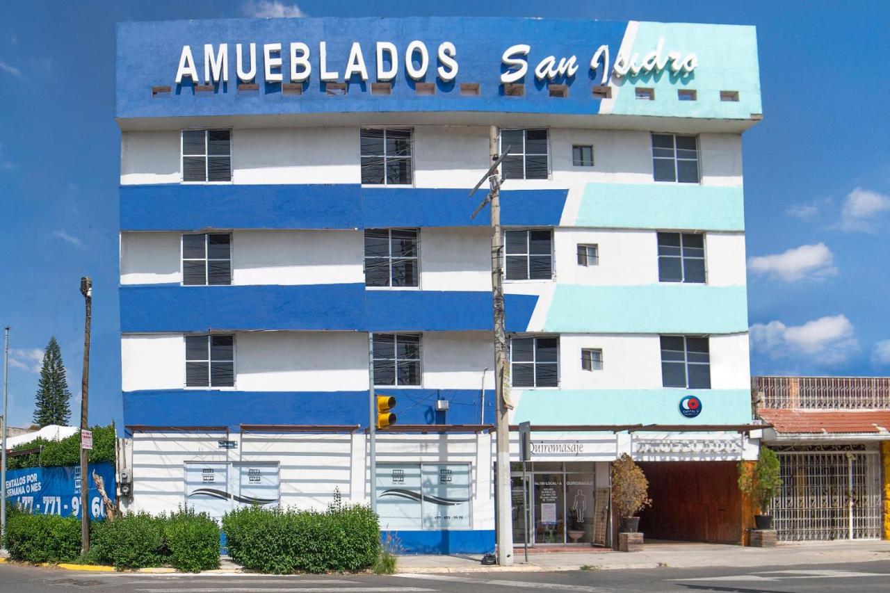 Amueblados San Isidro Hotell León Exteriör bild