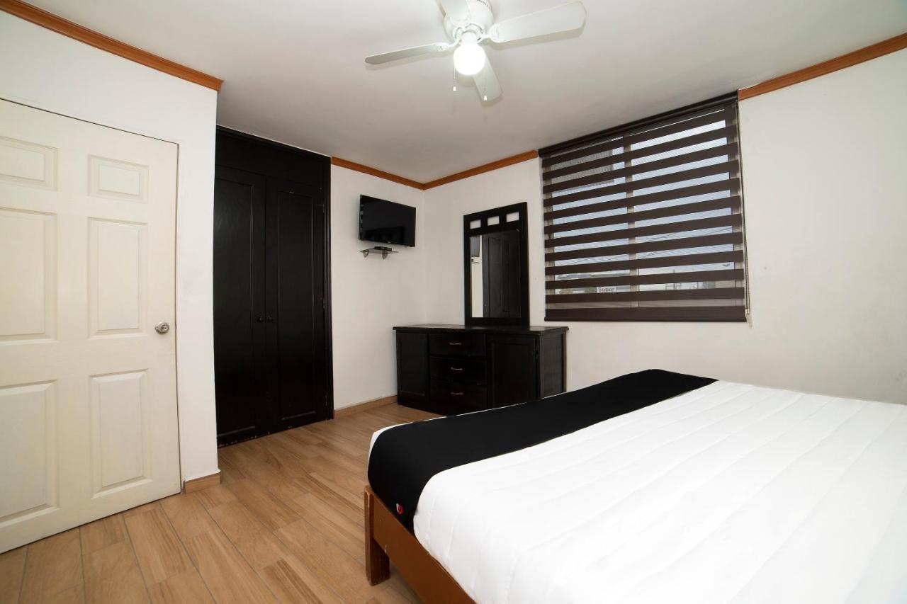 Amueblados San Isidro Hotell León Exteriör bild