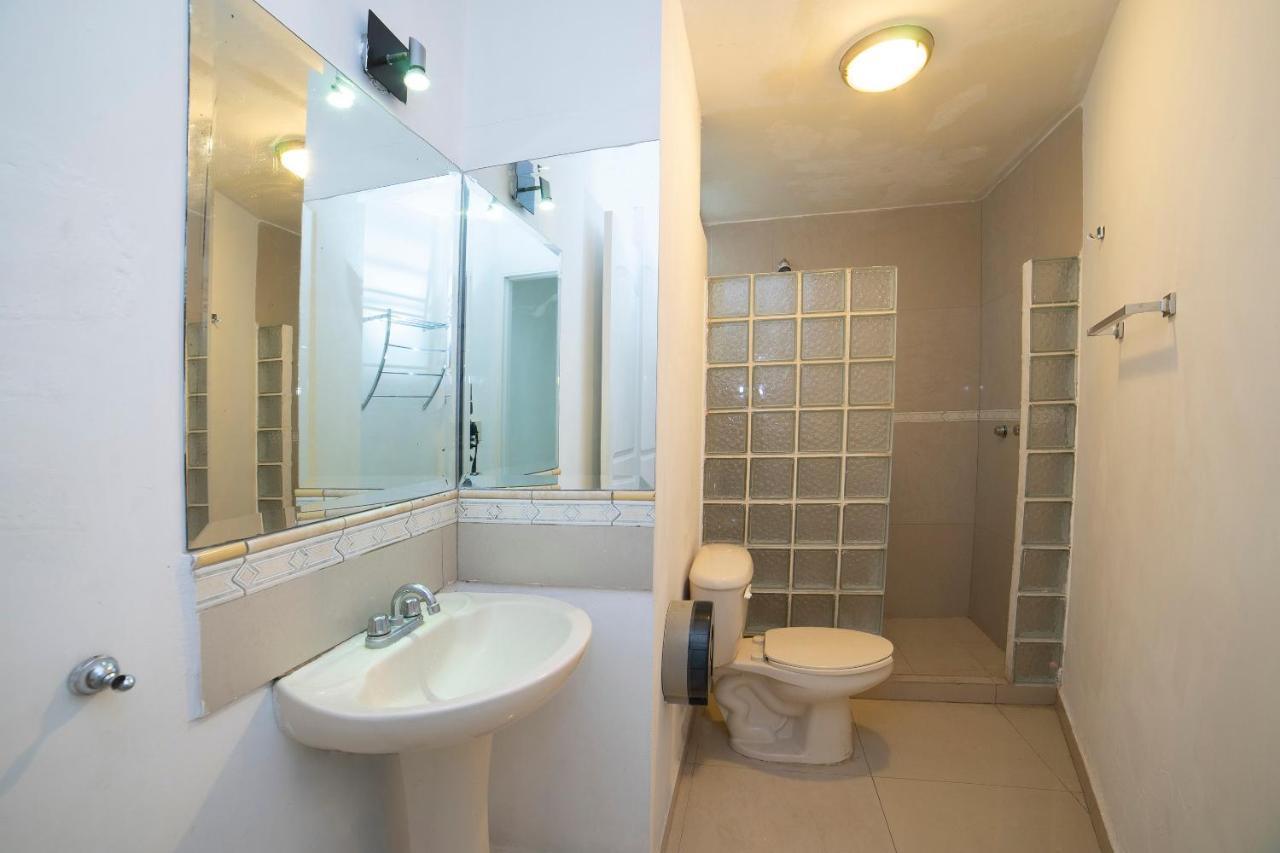 Amueblados San Isidro Hotell León Exteriör bild